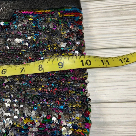 Victoria’s Secret Rainbow Sequin Makeup Bag - Picture 4 of 5